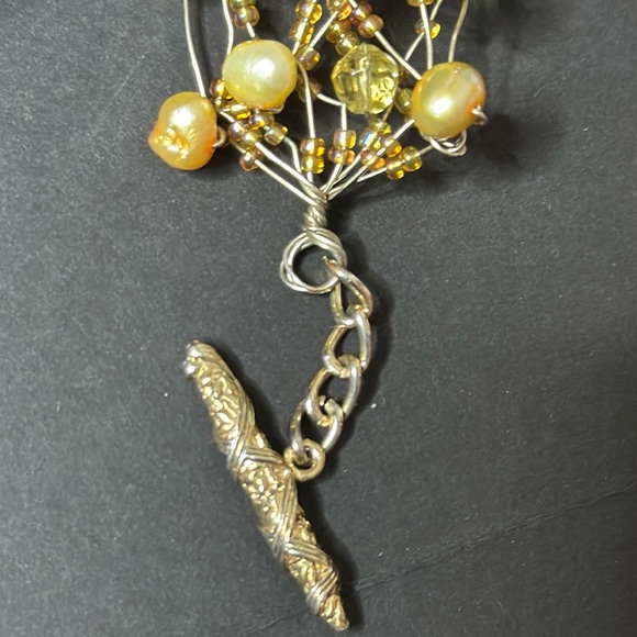 Rhinestone Pearl Bracelet - Picture 16 of 17